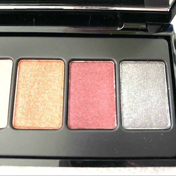 Elizabeth Arden Eyeshadow Palette NEW - Picture 4 of 7